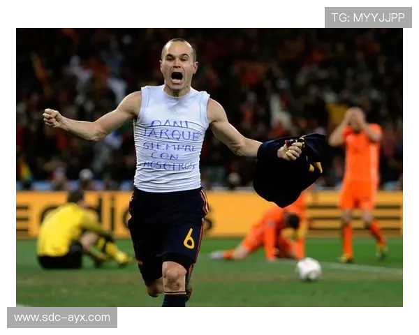 贝肯鲍尔职业生涯传奇落幕：从球场巨星到足球教父的非凡之路